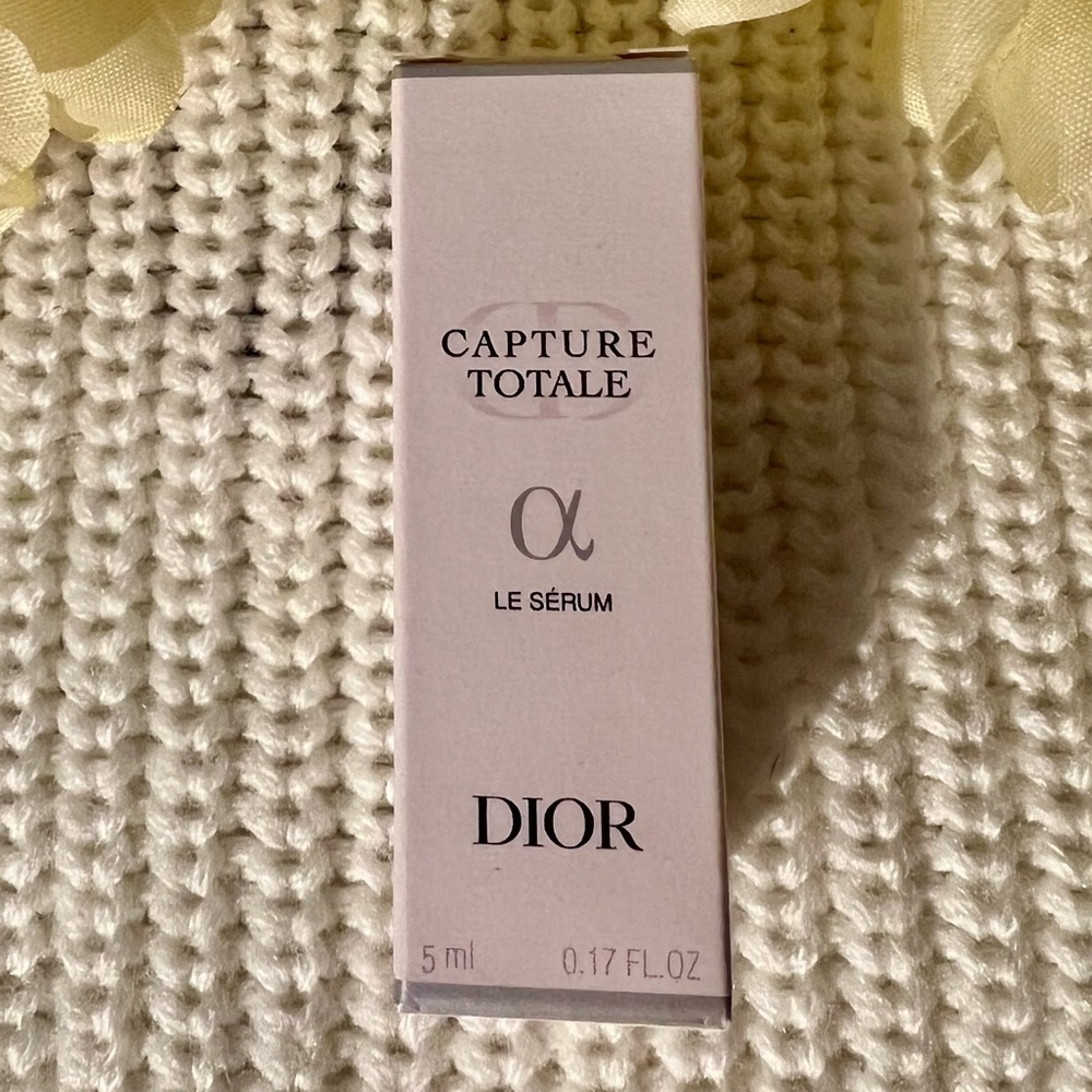 DIOR Capture Totale Le Serum Anti-Aging Deluxe Sample Size 0.17oz/5mL
